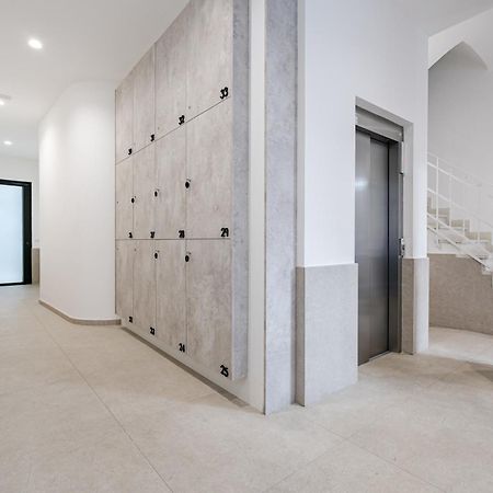 Feelathome Castilla Apartments Madrid Kültér fotó