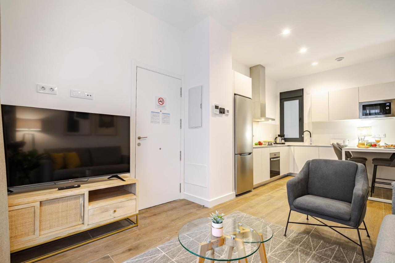 Feelathome Castilla Apartments Madrid Kültér fotó