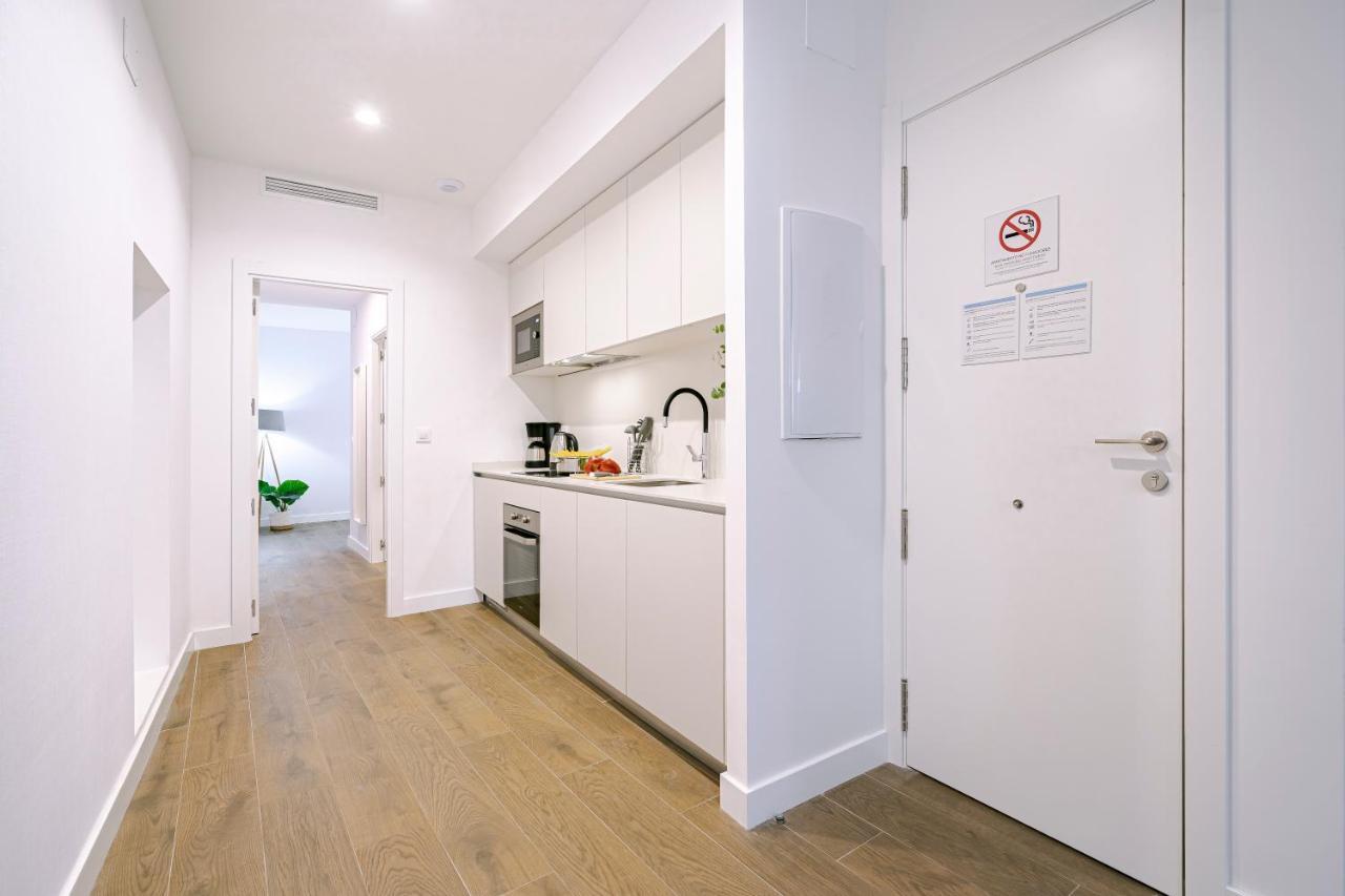 Feelathome Castilla Apartments Madrid Kültér fotó