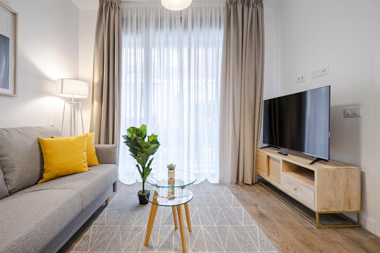 Feelathome Castilla Apartments Madrid Kültér fotó